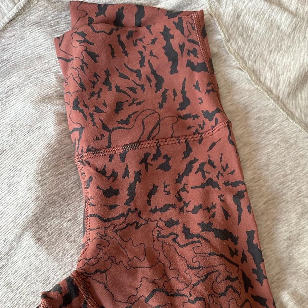 Lulu lemon align crop. 24”. Animal pattern. Size 2.